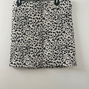 ANN TAYLOR LOFT Skirt size 8
